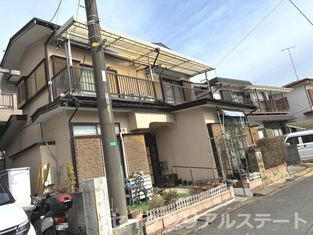 上溝　戸建の居間・リビング|ゆったりとした約12帖のお部屋です