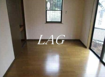 【居間・リビング】 | ソレイユ広尾 | 洋室のお部屋です。