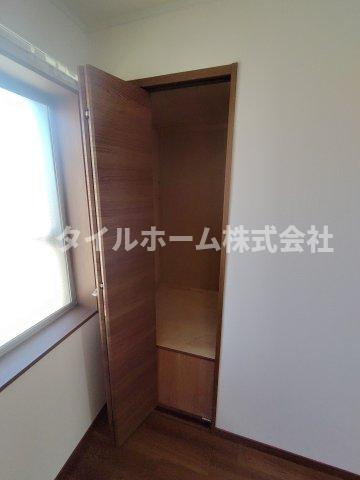 諏訪メゾン牧平の収納