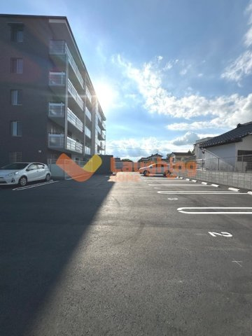 アインス鳥飼の駐車場|駐車場です