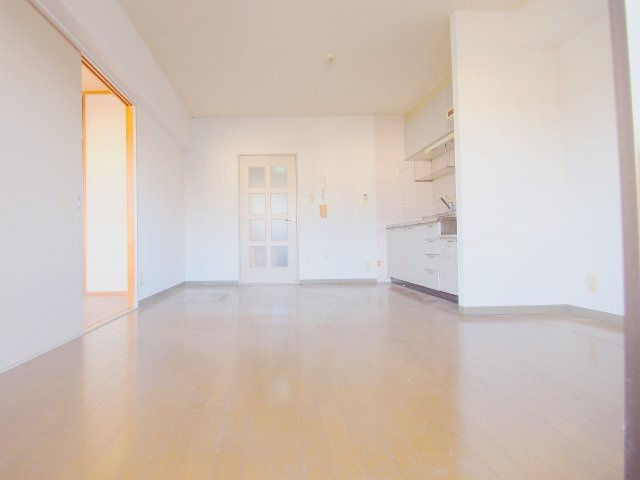 セピア大町の居間・リビング