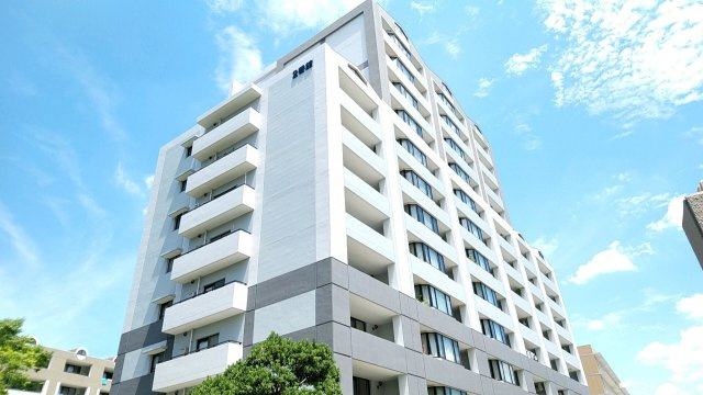 レークヒルズ野多目 2番館の外観|☆待望の4LDK！陽当り良好の南向き☆敷地内駐車場可能！