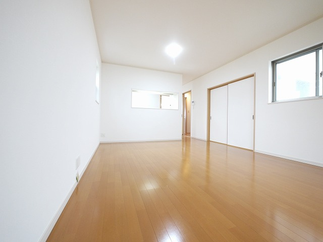 川西町結崎戸建のキッチン|使いやすいキッチンです