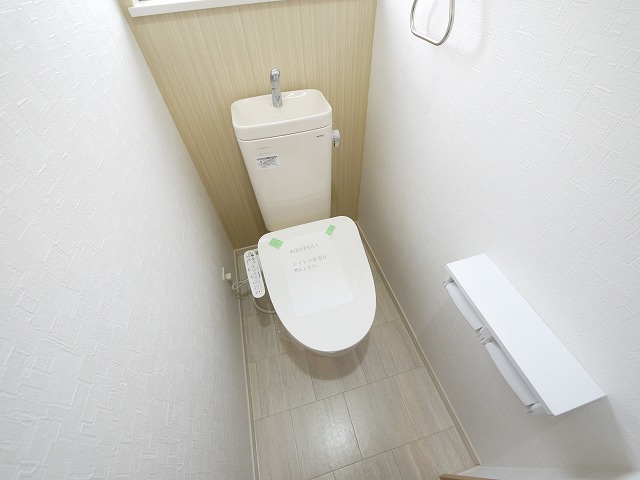 川西町結崎戸建のトイレ|トイレもきれいです