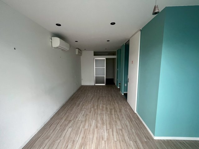 名楽町５－１３店舗の内装