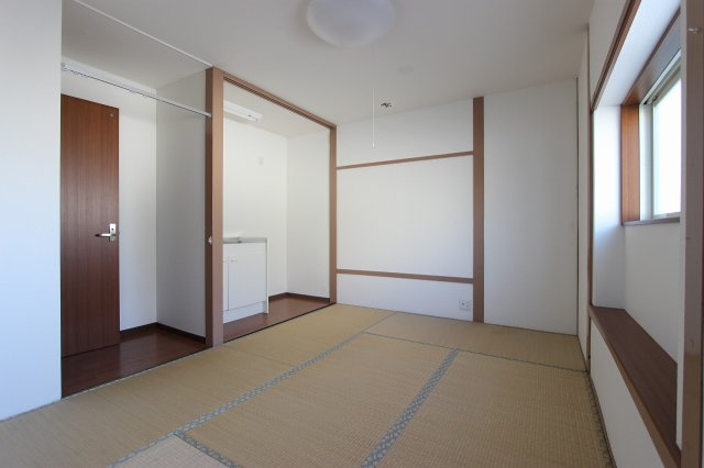 名楽町５－１３店舗の和室|実際の内装とは異なる場合がございます。