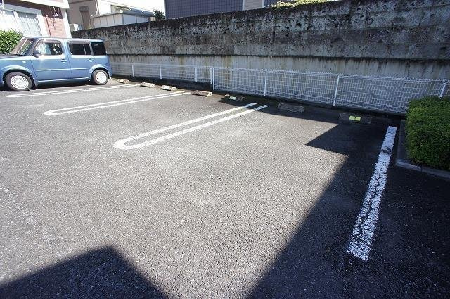 【駐車場】 | フレグランスしらさぎＢ | 駐車場完備です