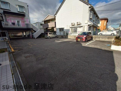 【駐車場】 | 中沢椋館 | 駐車場です