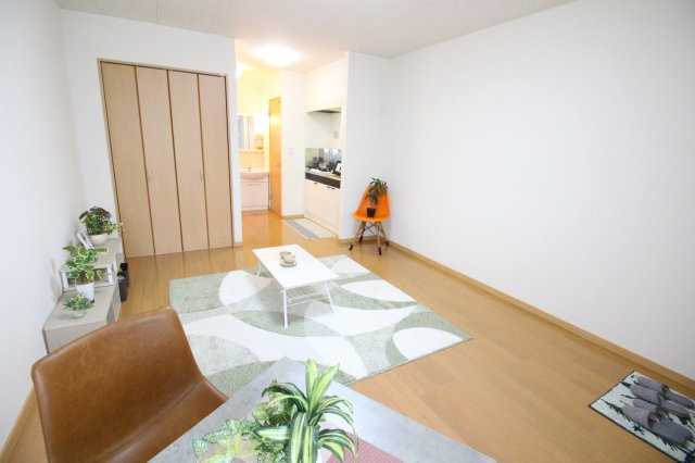 【居間・リビング】 | 中沢椋館 | 使いやすいリビングです