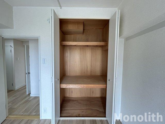 泉北鴨谷台３丁6号棟の収納