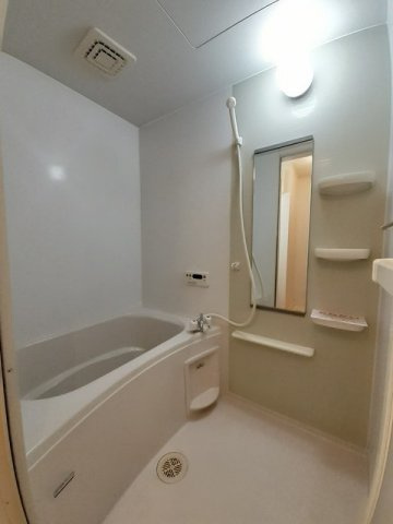 リベラル　Ｋ２の浴室