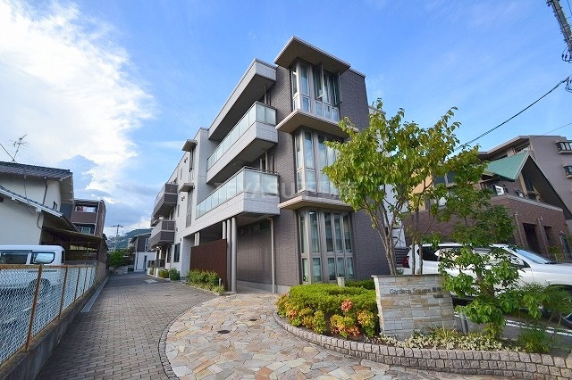 ガーデンズスクエア庚午壱番館の外観