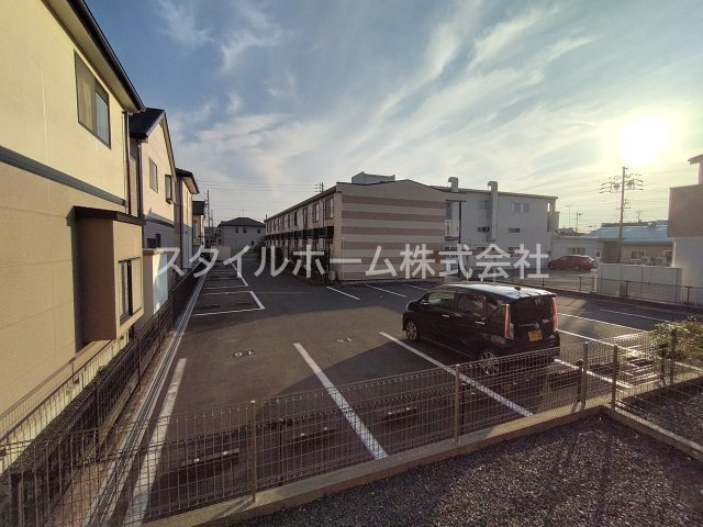ソフィア　ドゥオの駐車場