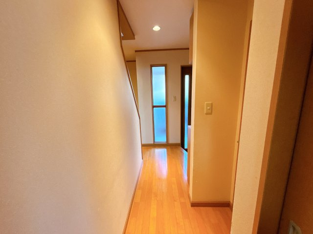 いわき市若葉台１丁目　戸建て　不動産プラスの玄関|シンプルで使いやすい玄関です