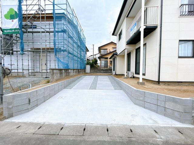 いわき市若葉台１丁目　戸建て　不動産プラスの駐車場|駐車スペースもあります