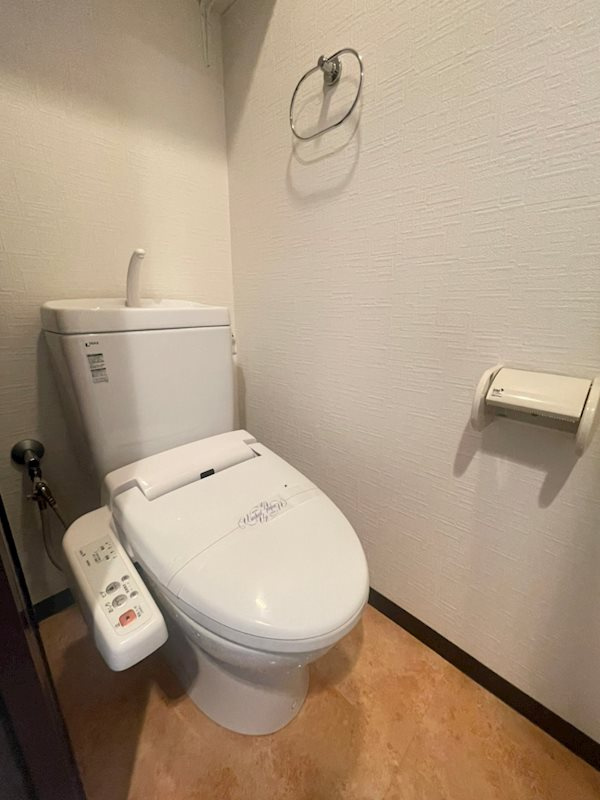 フレンシアノイエ難波南のトイレ|ゆったりとした空間のトイレです