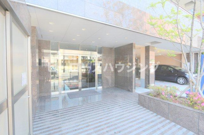 【エントランス】 | ロイヤルコート中桜塚 