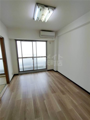 【居間・リビング】 | ビ・アット夕凪 | 居間です