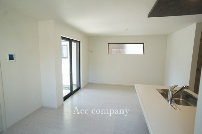 【居間・リビング】 | 東大阪市菱屋西5丁目　【2号棟/全2棟】 | 【LDK：15.5帖】