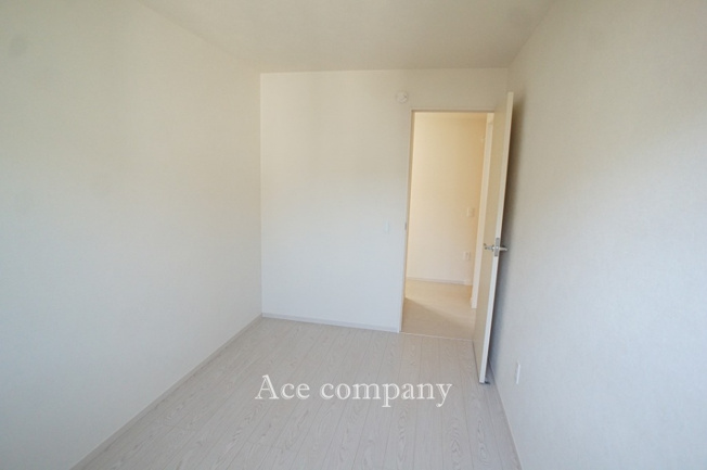 【子供部屋】 | 東大阪市菱屋西5丁目　【2号棟/全2棟】 | 【2階：洋室5帖】