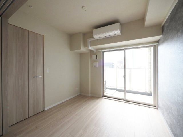 ミラージュパレス本町Departの洋室