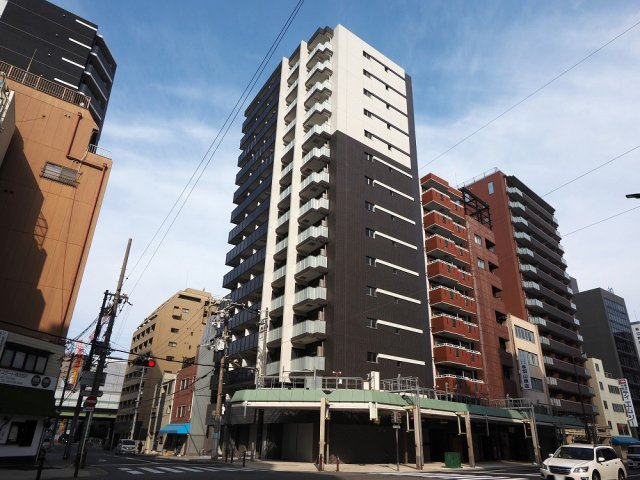ミラージュパレス本町Departの外観