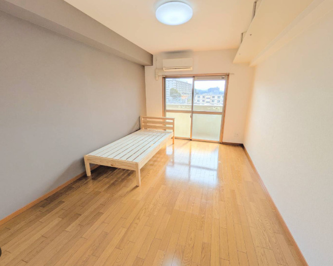 福岡県福岡市東区1棟収益マンション【スカルピエーラ和白】の洋室