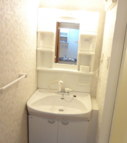 福岡県福岡市東区1棟収益マンション【スカルピエーラ和白】の独立洗面台