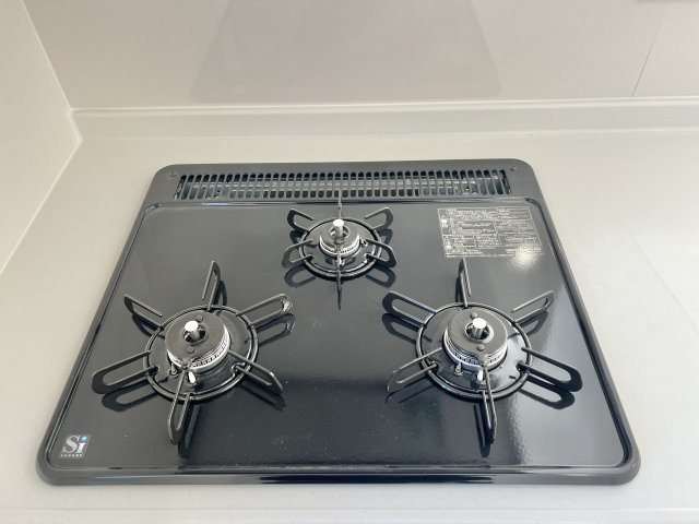 河輪町 第3期 の設備|３つ口ガスコンロ！！
家事の時短となります。
