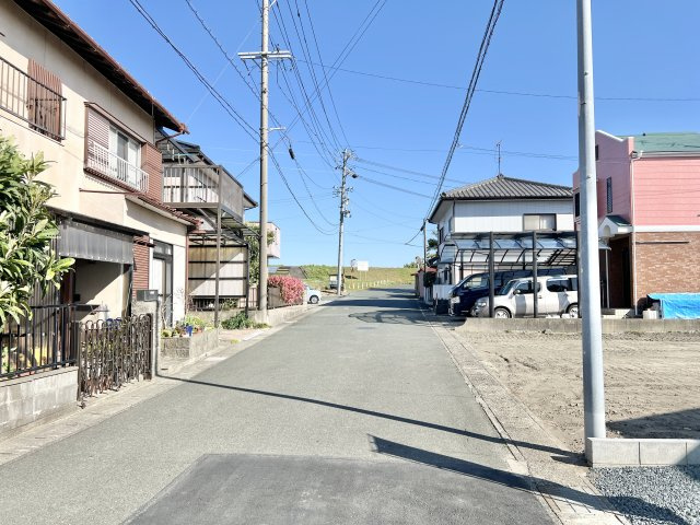 河輪町 第3期 の前面道路含む現地写真|東を向いて撮影しました！！