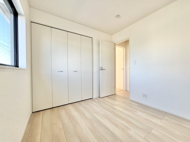 河輪町 第3期 の洋室|4.5帖の洋室！！
北側ですが採光がしっかり確保されているため、明るいお部屋となっています。
