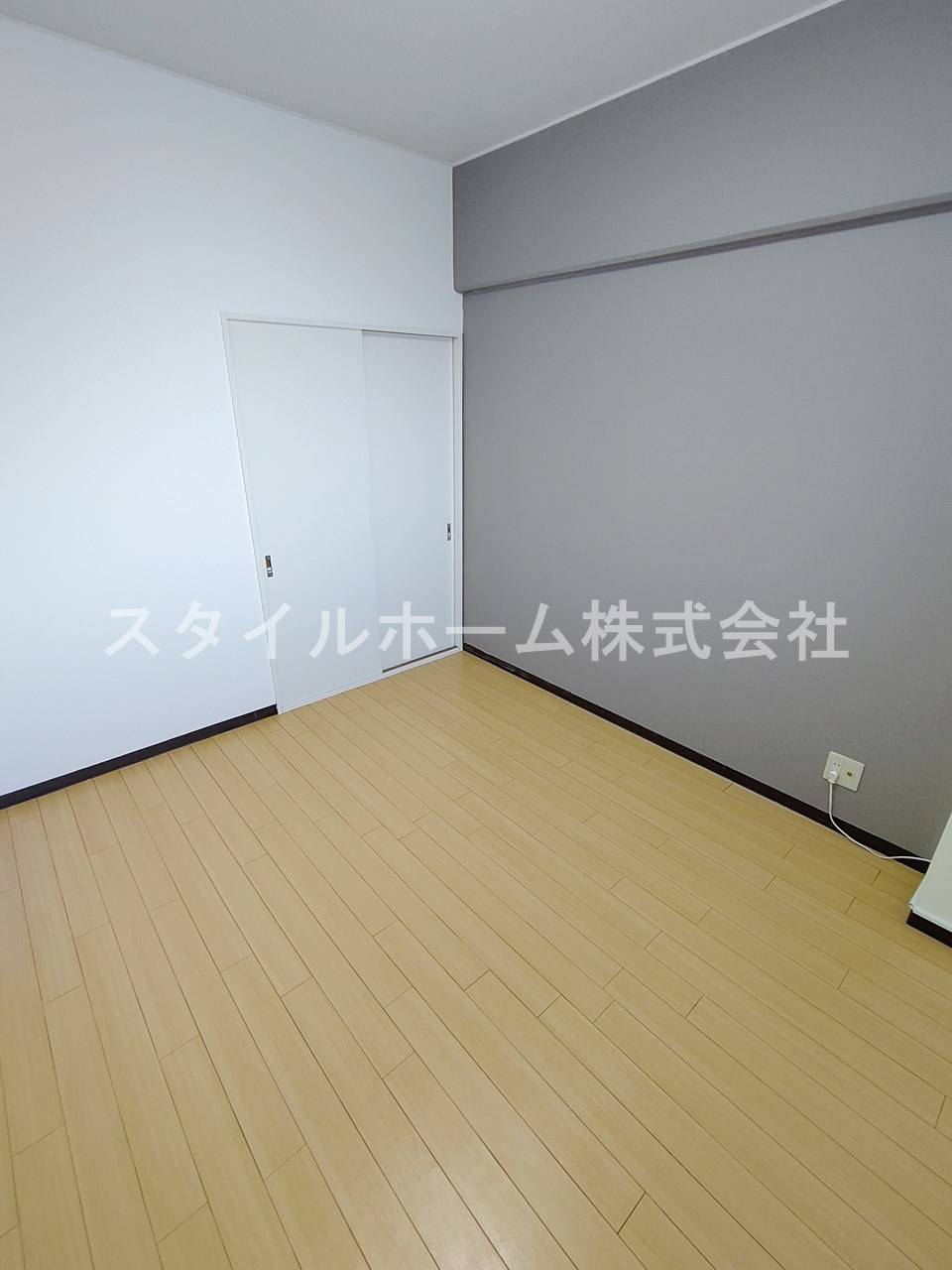 フィオーレ・アダチの寝室