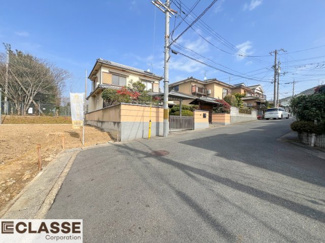 【前面道路含む現地写真】 | 宇治市五ヶ庄二番割　2区画B号地　売土地　建築条件無し