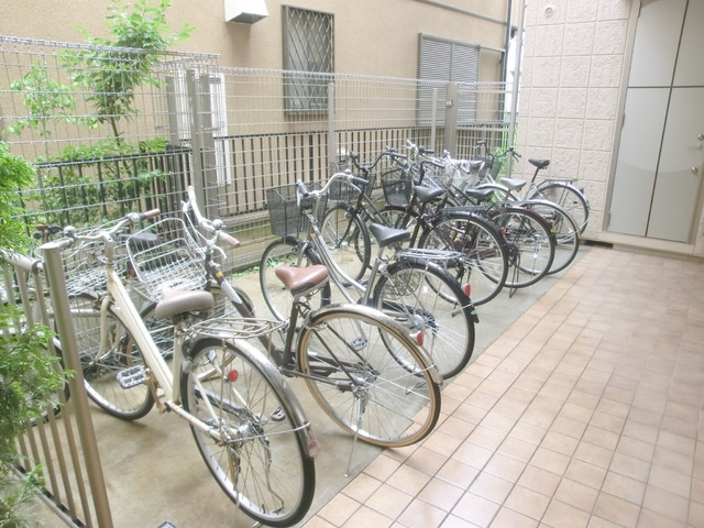 アークみのりのその他共用部分|自転車置き場。