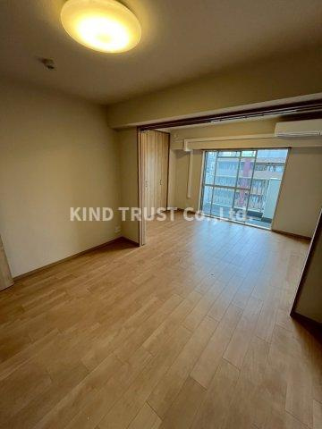 コープ野村梅田A棟の居間・リビング|おしゃれなリビングです