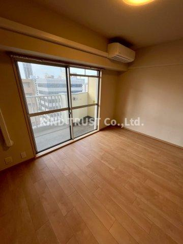 コープ野村梅田A棟の居間・リビング|使いやすい居間です