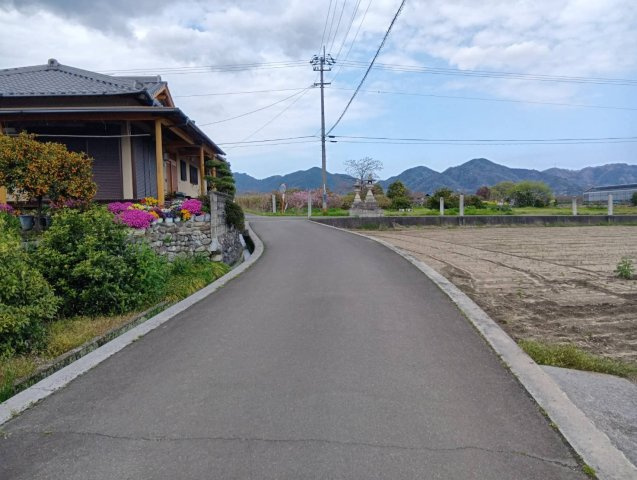 西条市上市甲445　売土地の周辺