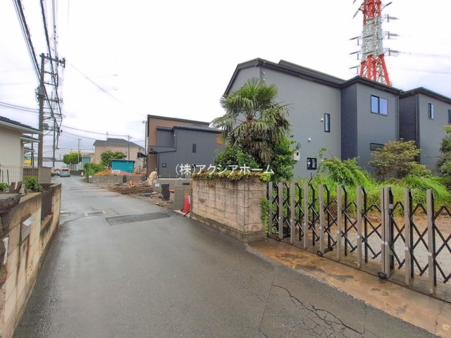 入間市小谷田2丁目・全4棟　新築一戸建　1号棟の前面道路含む現地写真|2026年6月26日撮影