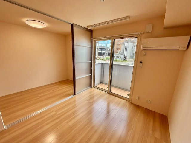 アベニールの居間・リビング