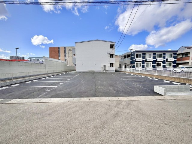 【駐車場】マシェルナ美田園