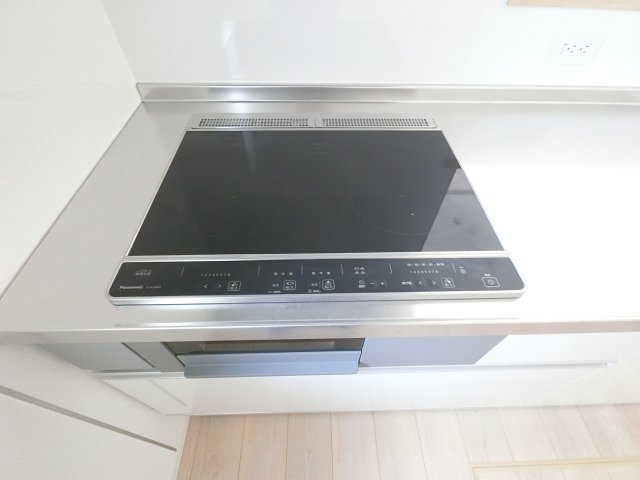 佐賀市金立町千布第3　1号棟のキッチン|IHクッキングヒーター