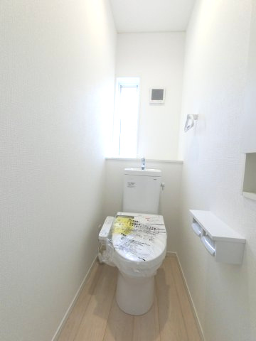 佐賀市金立町千布第3　1号棟の内観：施工例|清潔、快適なトイレです♪
