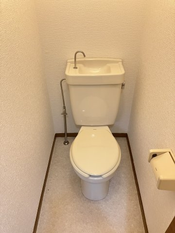 ボワリシュ戸吹のトイレ|別部屋のお写真になります。