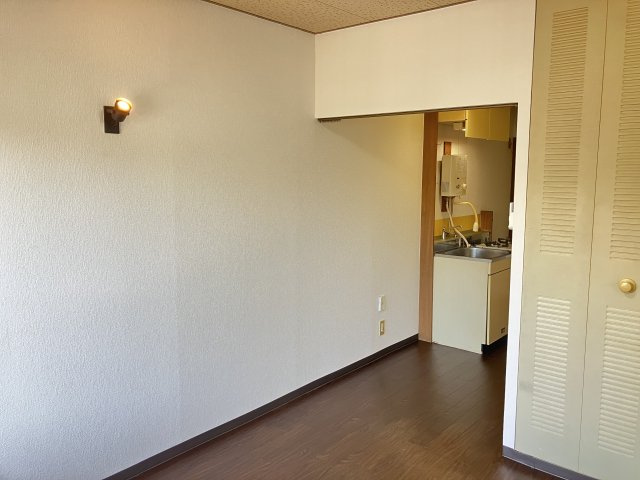 ボワリシュ戸吹の洋室|別部屋のお写真になります。
