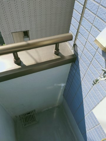コロンボフィルのバルコニー|外からの目が気にならないバルコニーで洗濯物が干せます