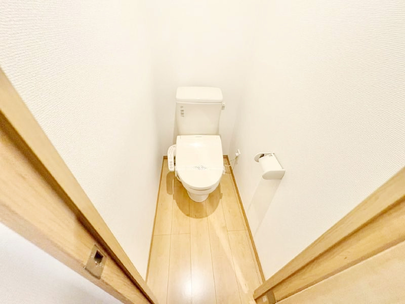 AZEST-RENT青砥の内装|明るい色調の室内です