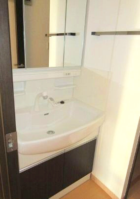 台東区東上野５丁目の賃貸マンション