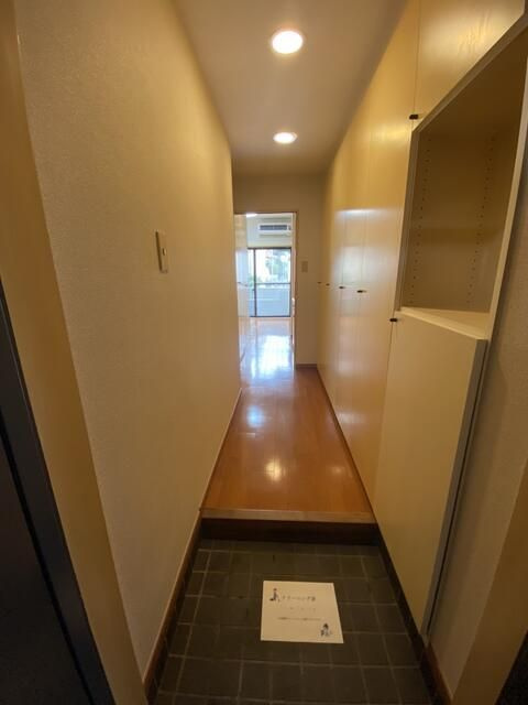 ワコーレ目白の玄関