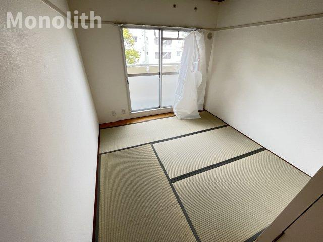 光明台35号棟の内装