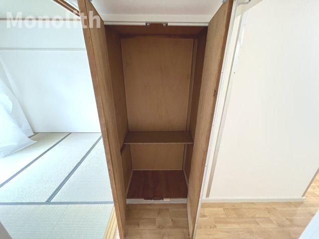 光明台35号棟の収納